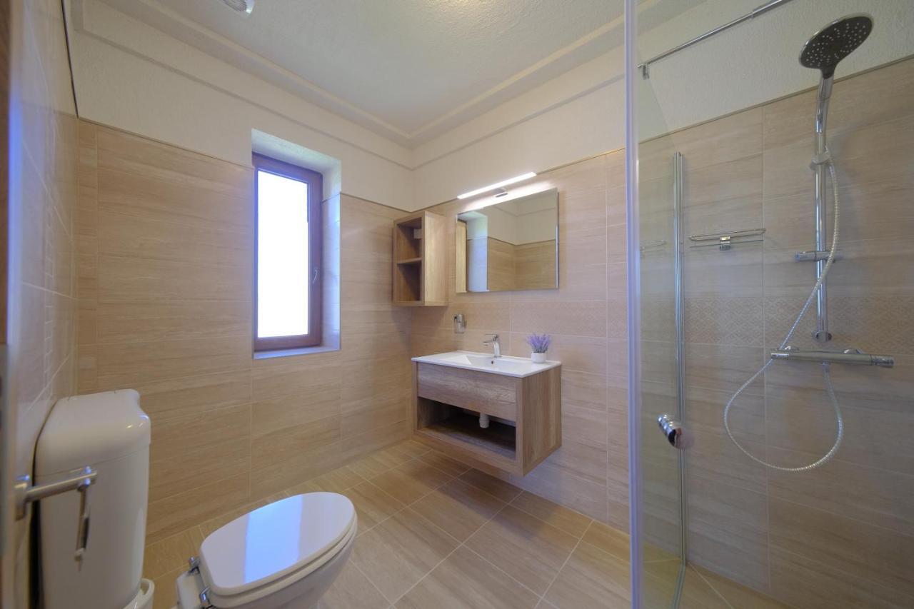 Lauber Villa Pécs Esterno foto
